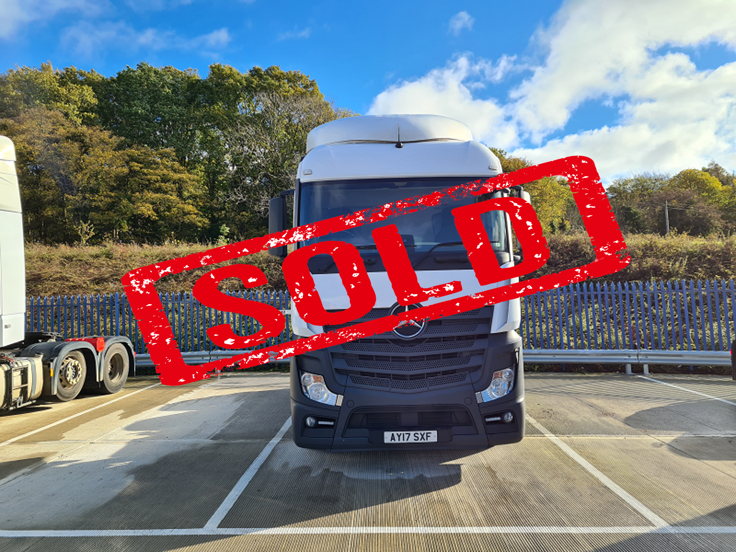 Used vehicle for sale, Mercedes Benz Actros Stream Space 2545 - AY17SXF